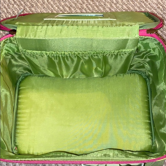 Makeup carrier case - Picture 7 of 10